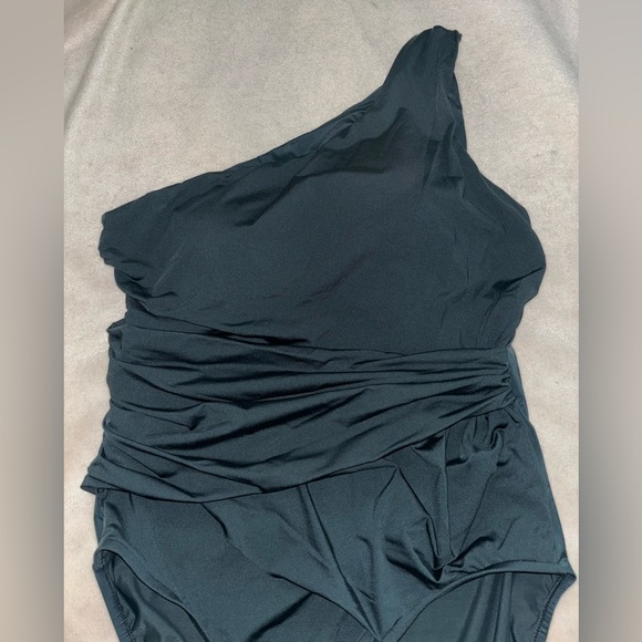 NWT Magicsuit Swimsuit - Picture 2 of 6